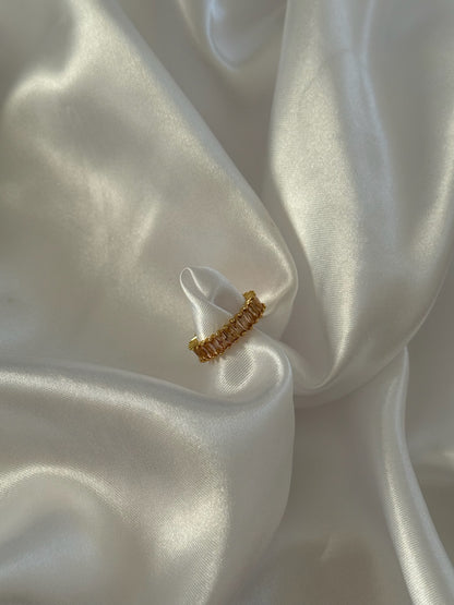 Bague Gazania dorée en acier inoxydable, sertie de strass champagne – Onaïa Bijoux

