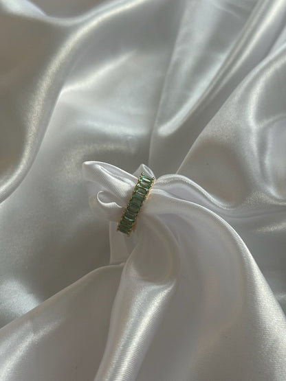 Bague Gazania dorée en acier inoxydable, sertie de strass vert d’eau – Onaïa Bijoux
