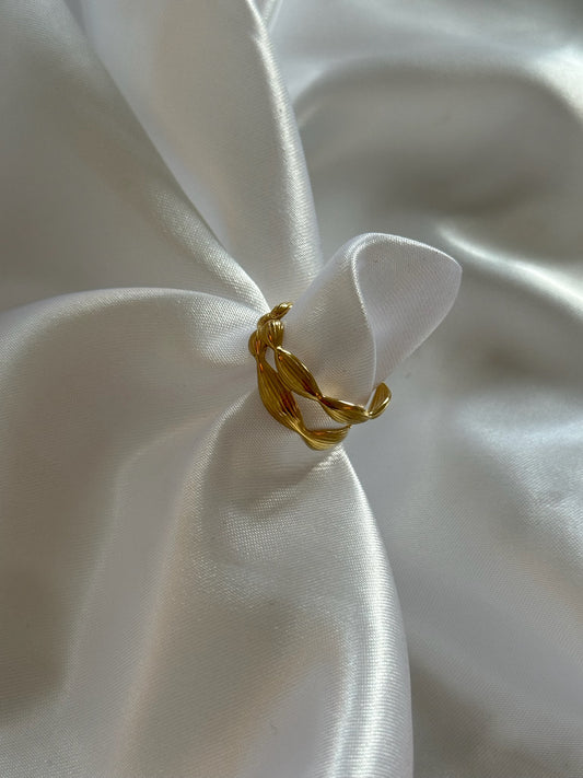 Bague Vortica dorée ajustable en acier inoxydable, bijou en spirale élégante – Onaïa Bijoux
